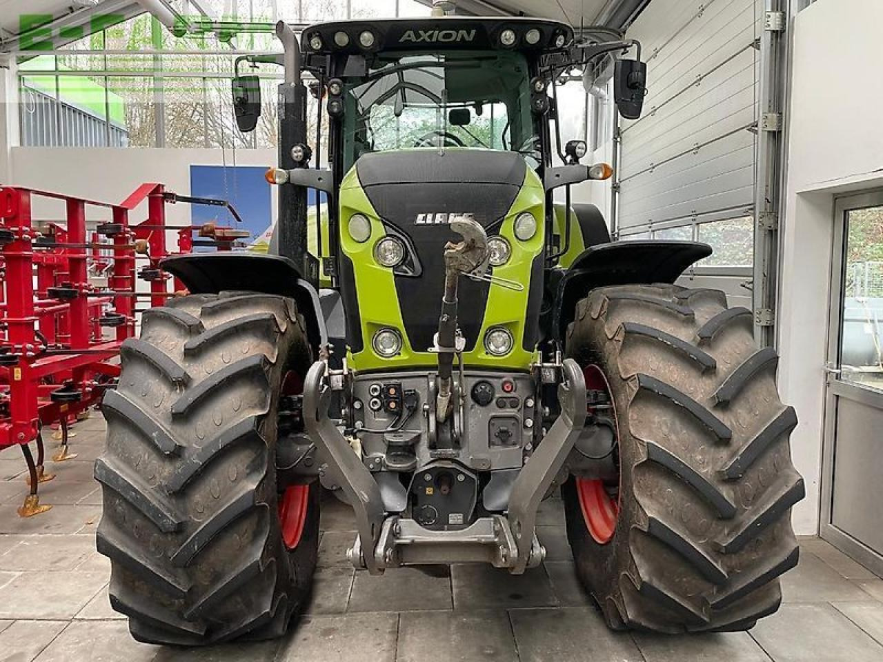 CLAAS axion 870 c-matic CMATIC - Tractor: foto 2 CLAAS axion 870 c-matic CMATIC - Tractor: foto 2