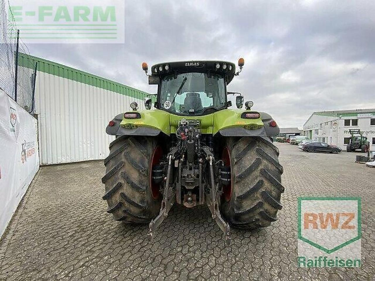 CLAAS axion 870 cmatic CMATIC - Tractor: foto 3 CLAAS axion 870 cmatic CMATIC - Tractor: foto 3