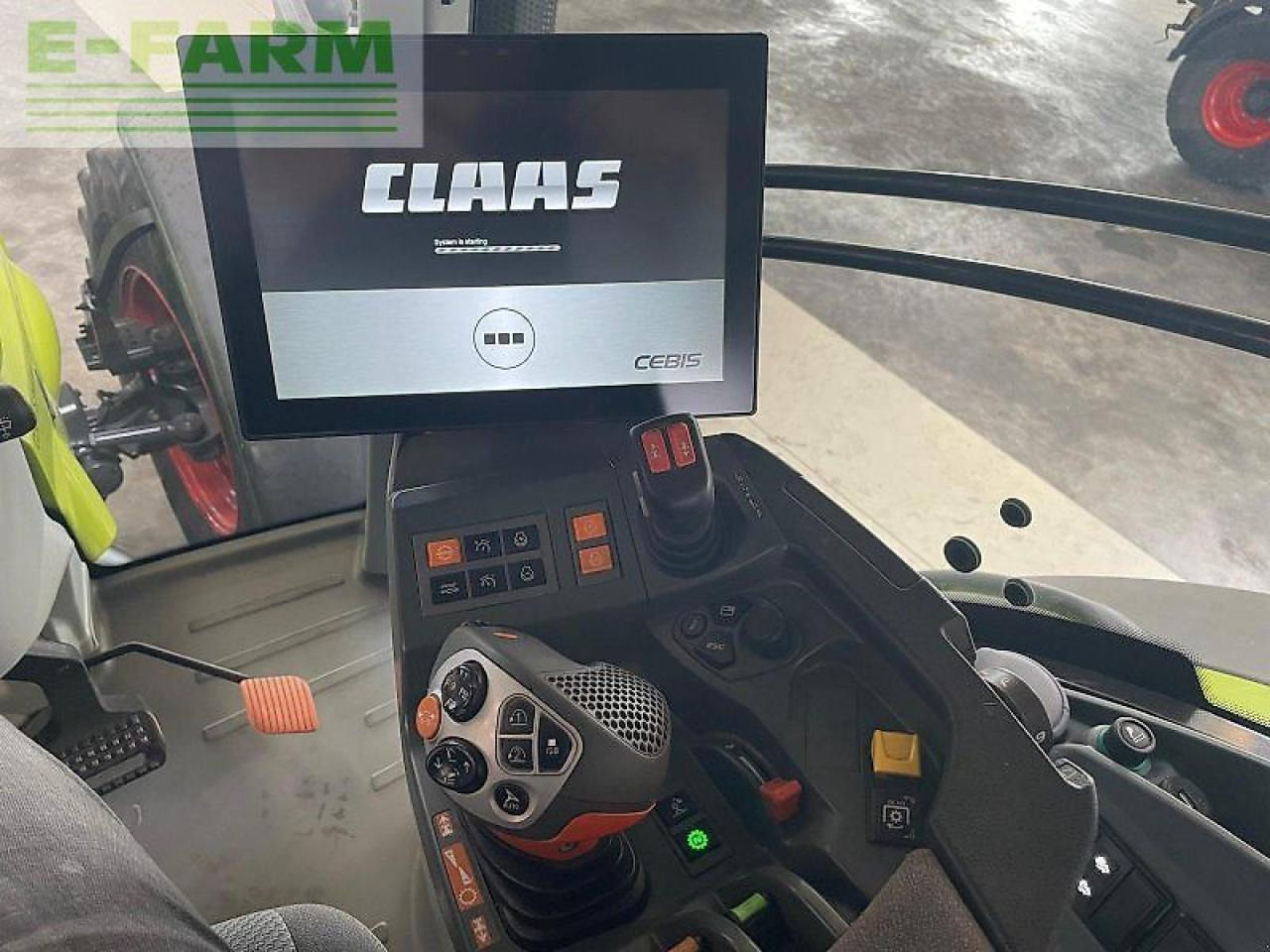 Tractor CLAAS axion 870 cmatic cebis CMATIC CEBIS: foto 14