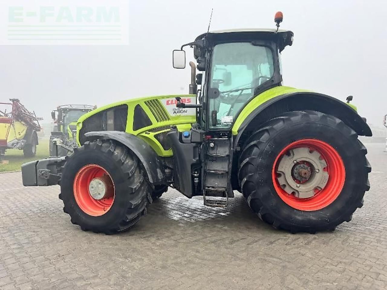 CLAAS axion 940 - Tractor: foto 4 CLAAS axion 940 - Tractor: foto 4