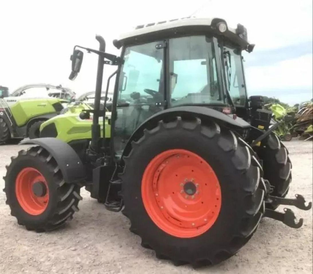 CLAAS axos 240 - Tractor: foto 5 CLAAS axos 240 - Tractor: foto 5