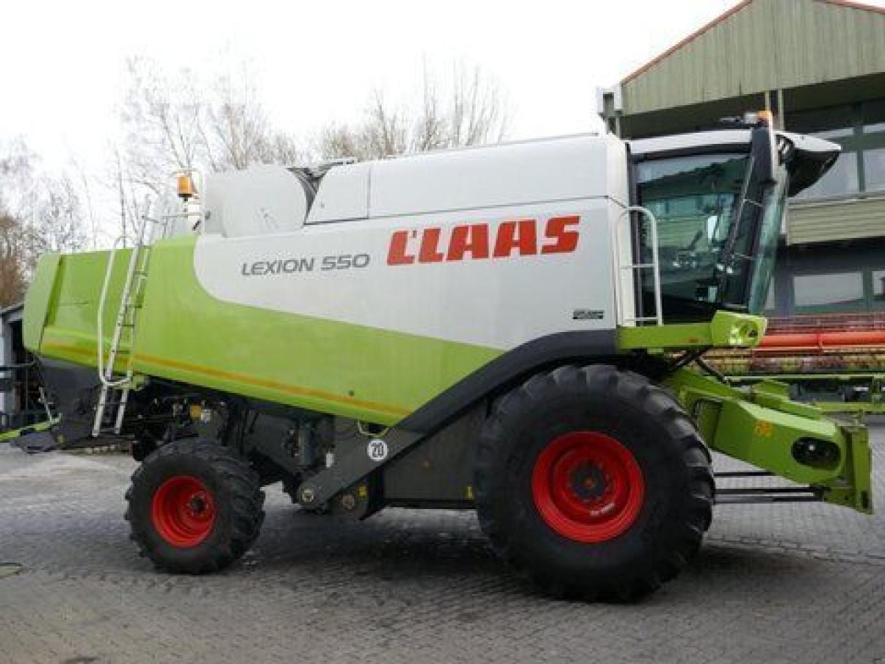 CLAAS lexion 550 - Cosechadora de granos: foto 4 CLAAS lexion 550 - Cosechadora de granos: foto 4