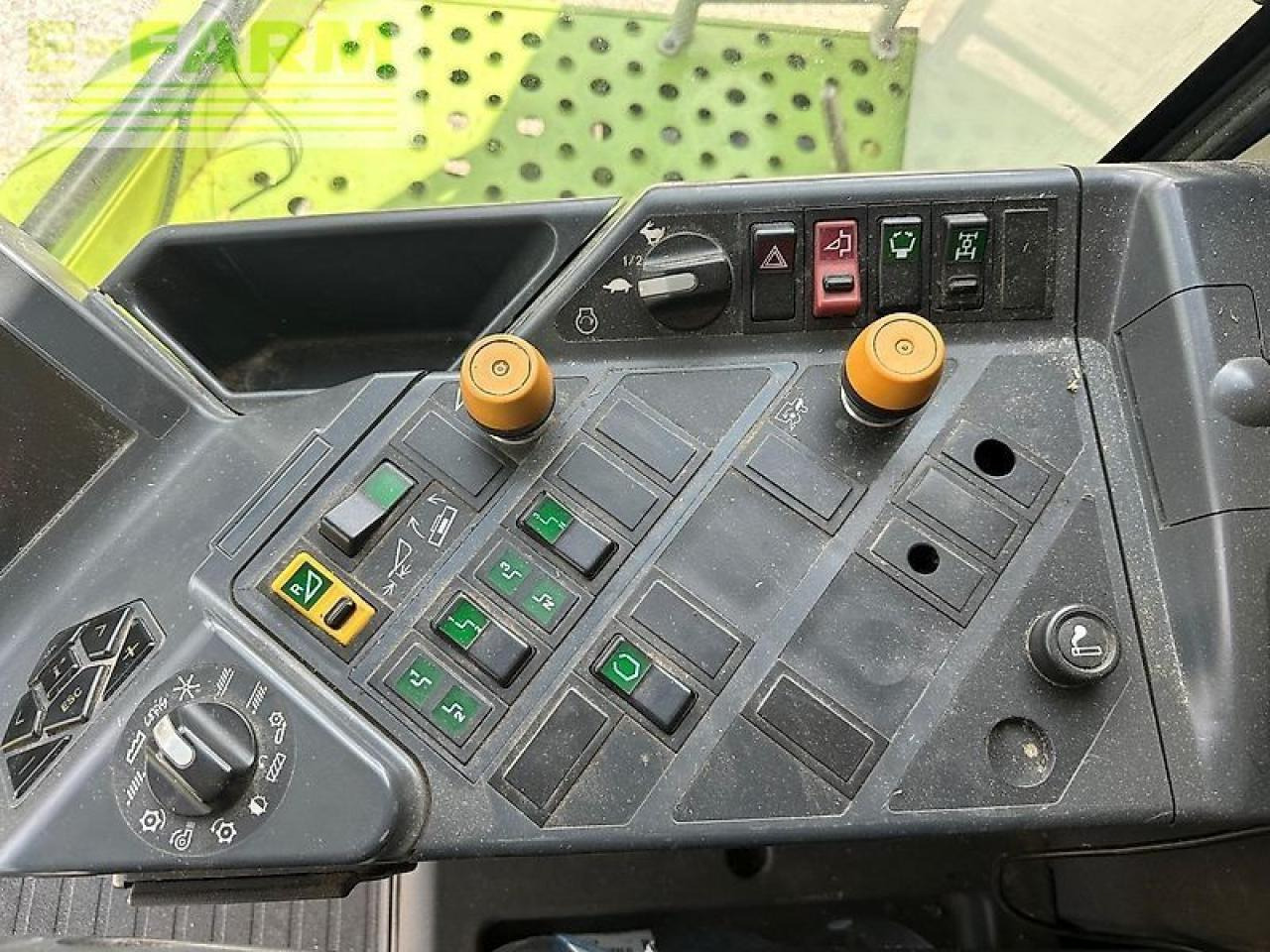 Cosechadora de granos CLAAS lexion 550: foto 32