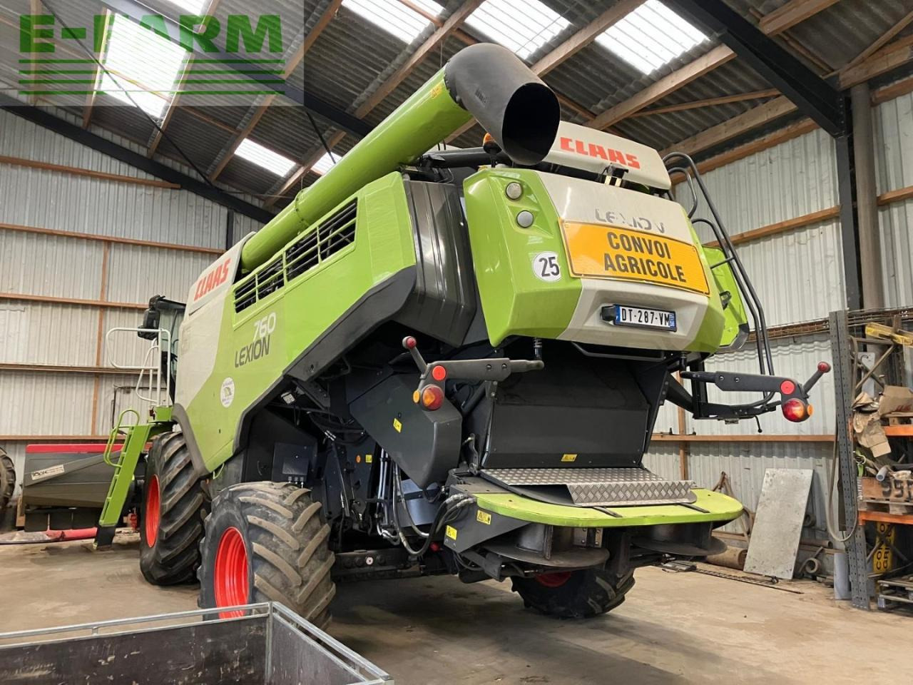 CLAAS lexion 760 t4i - Cosechadora de granos: foto 1 CLAAS lexion 760 t4i - Cosechadora de granos: foto 1