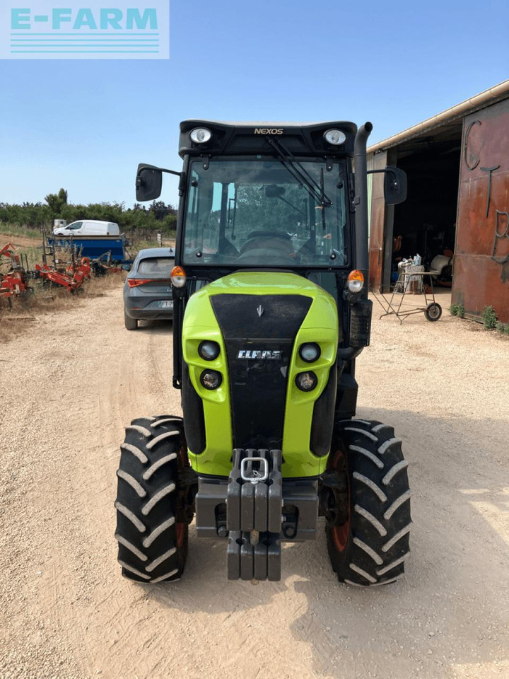 CLAAS nexos 230 m - Tractor: foto 3 CLAAS nexos 230 m - Tractor: foto 3