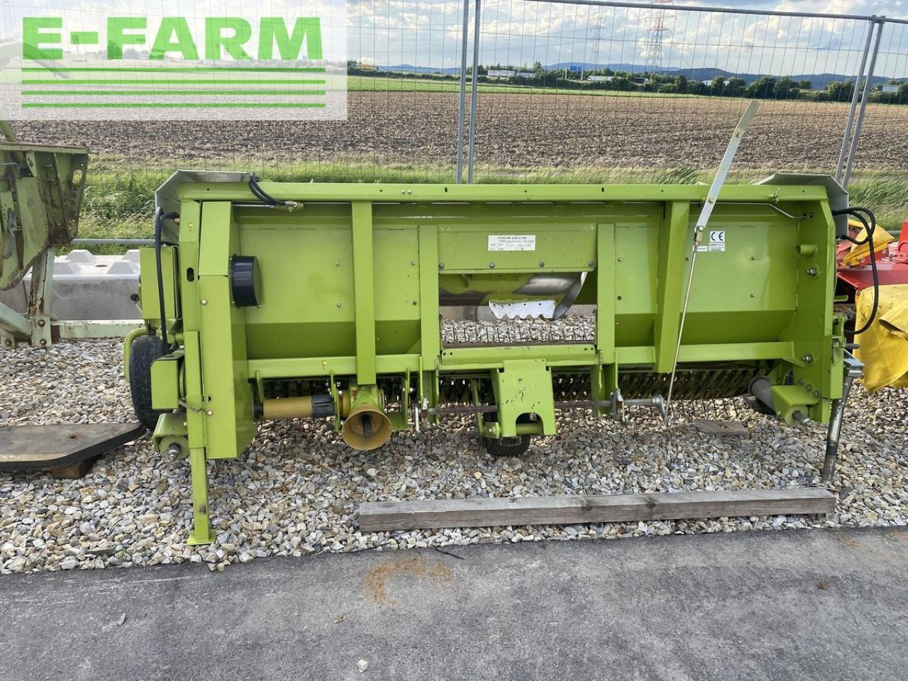 CLAAS pu 300 hd - Accesorios para cosechadoras de forraje: foto 2 CLAAS pu 300 hd - Accesorios para cosechadoras de forraje: foto 2