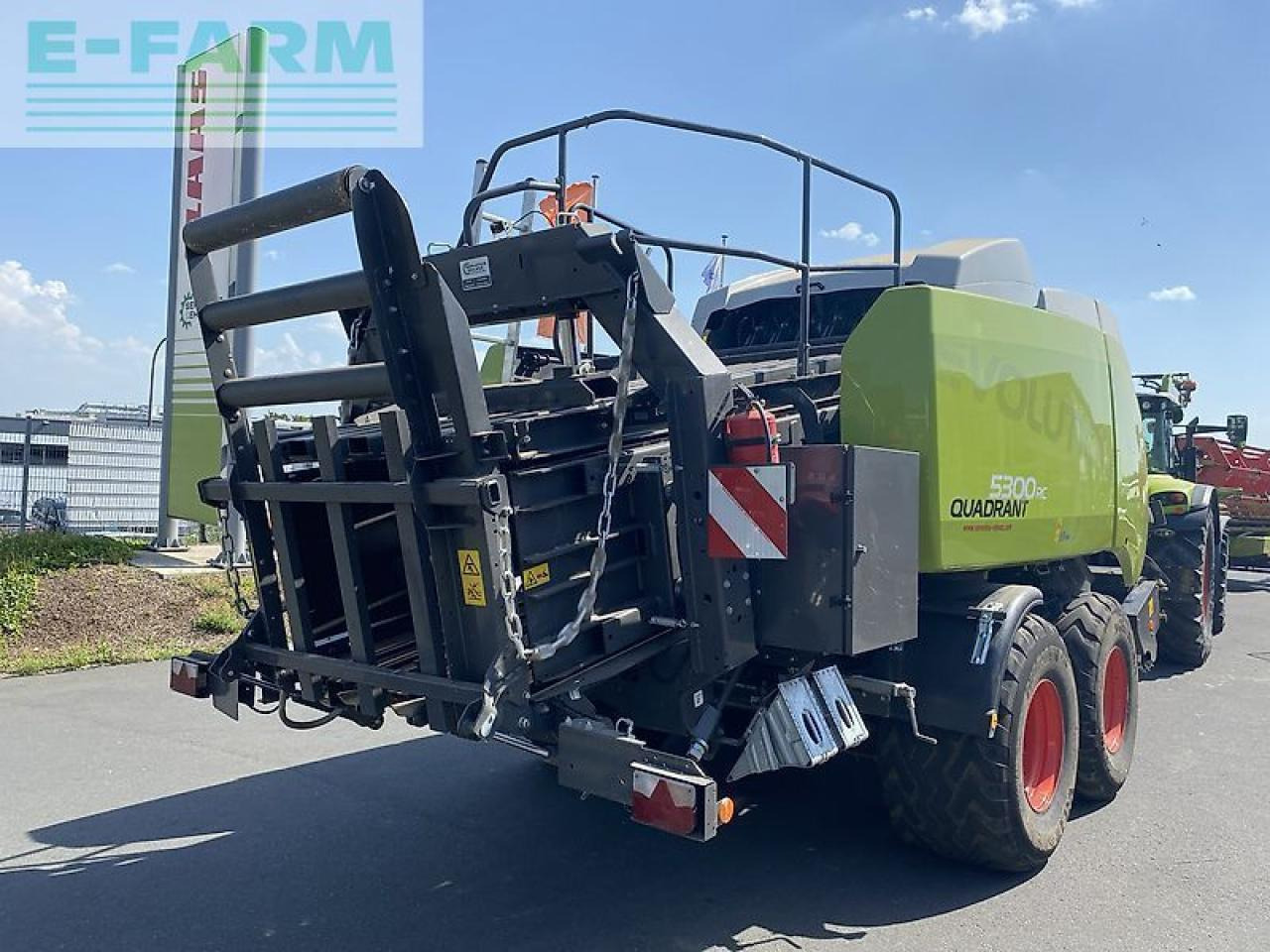 CLAAS quadrant 5300 rc evolution einsatzbereit geringe ballenzahl - Empacadora de pacas cuadradas: foto 2 CLAAS quadrant 5300 rc evolution einsatzbereit geringe ballenzahl - Empacadora de pacas cuadradas: foto 2