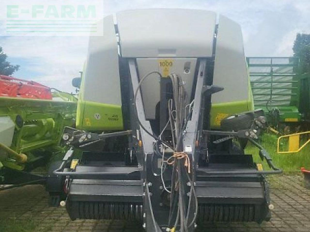 CLAAS quadrant 5300 rc t - Empacadora de pacas cuadradas: foto 4 CLAAS quadrant 5300 rc t - Empacadora de pacas cuadradas: foto 4