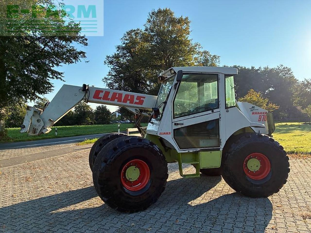 CLAAS ranger 970 - Manipulador telescópico: foto 2 CLAAS ranger 970 - Manipulador telescópico: foto 2