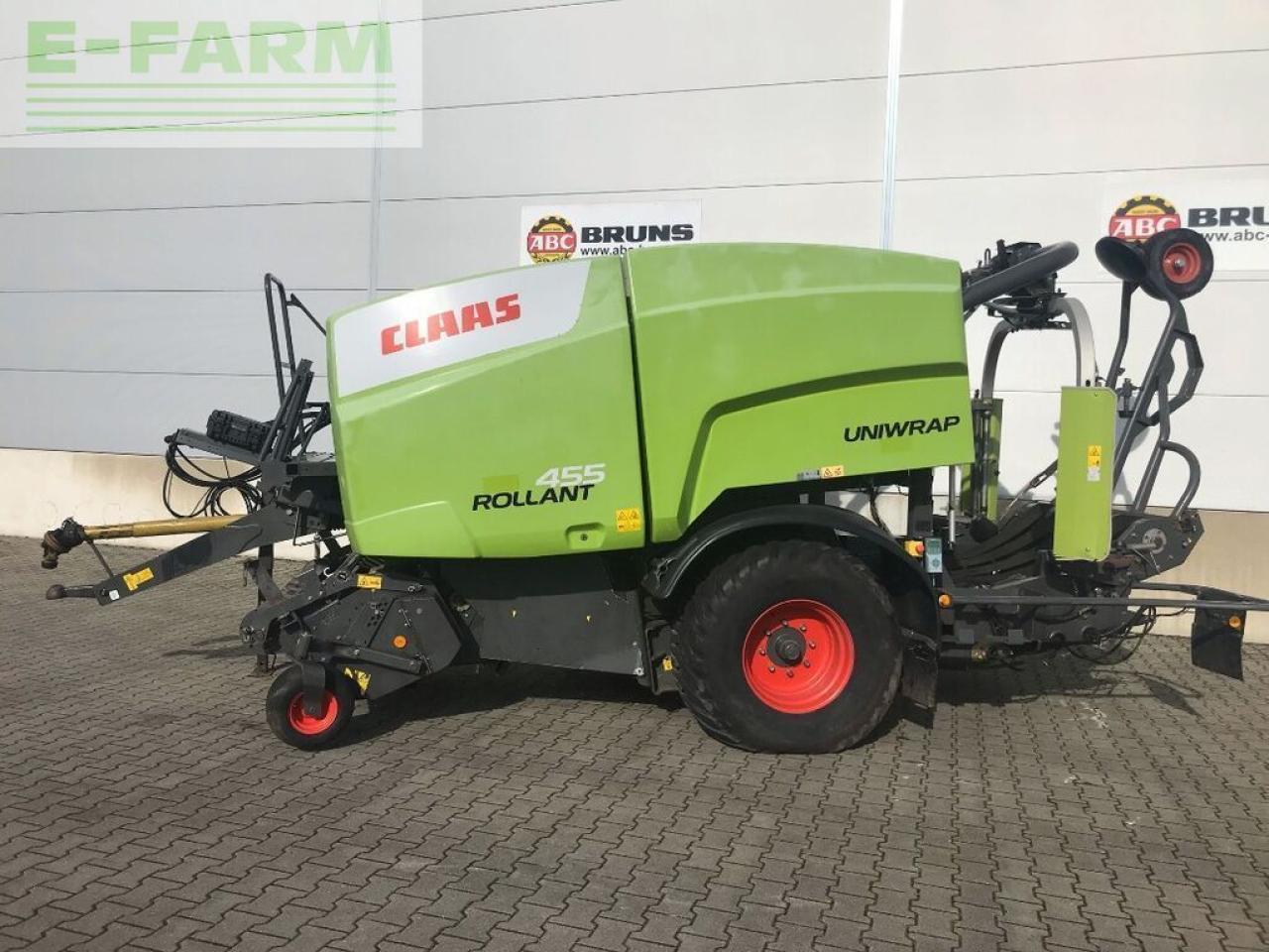 CLAAS rolland 455 uniwrap - Empacadora de pacas cuadradas: foto 2 CLAAS rolland 455 uniwrap - Empacadora de pacas cuadradas: foto 2