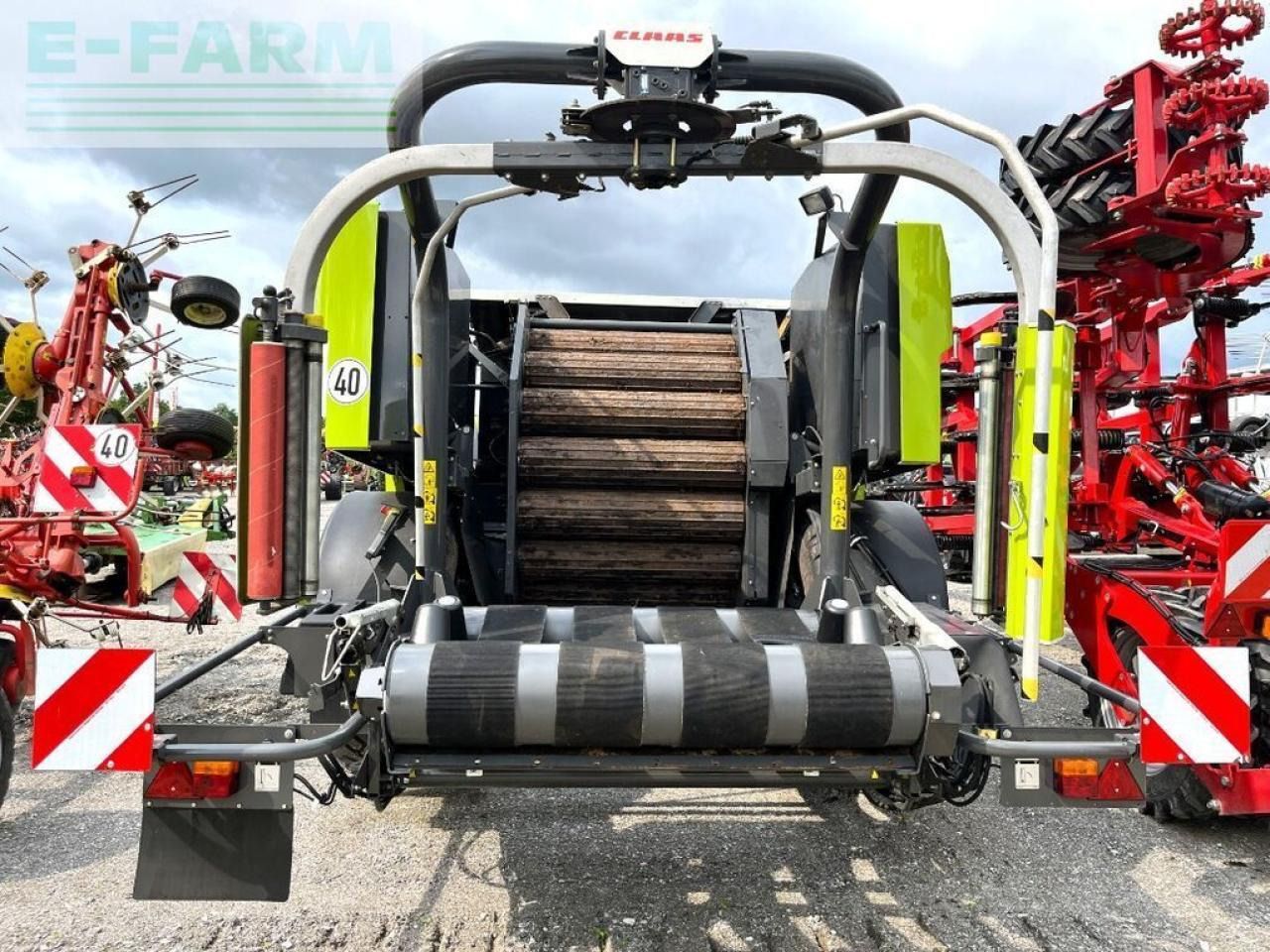 CLAAS rollant 454 rc pro uniwrap - Empacadora de pacas cuadradas: foto 4 CLAAS rollant 454 rc pro uniwrap - Empacadora de pacas cuadradas: foto 4