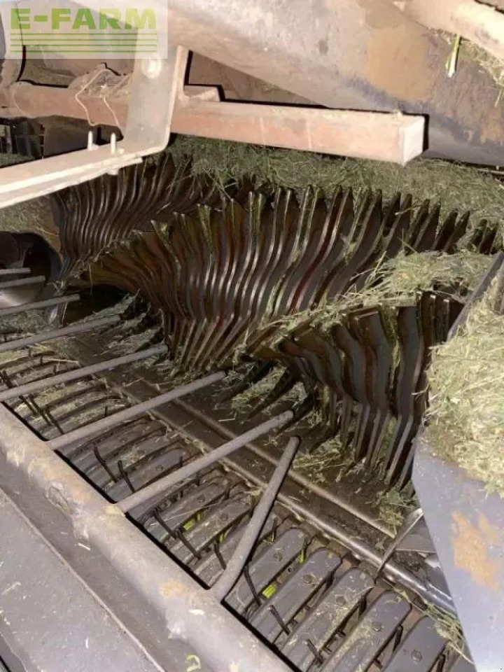 CLAAS rollant 455 rc uniwrap - Empacadora de pacas cuadradas: foto 2 CLAAS rollant 455 rc uniwrap - Empacadora de pacas cuadradas: foto 2