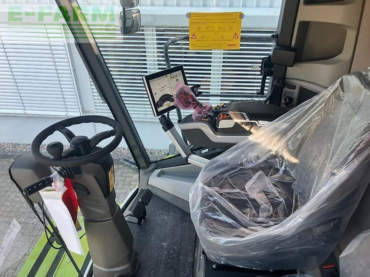 Cosechadora de granos CLAAS trion 660: foto 8