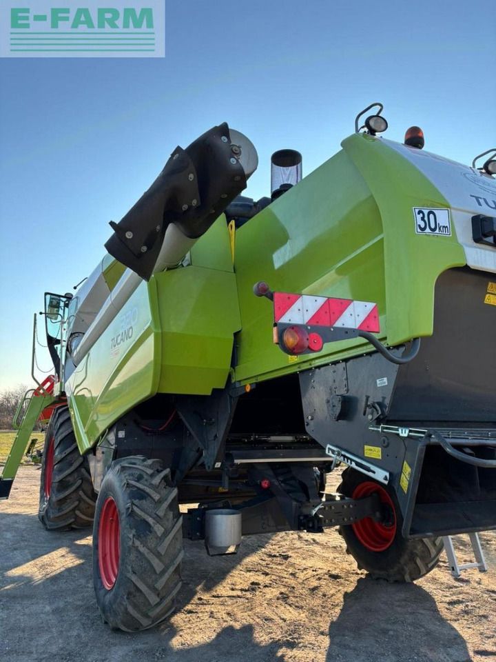 CLAAS tucano 320 - Cosechadora de granos: foto 3 CLAAS tucano 320 - Cosechadora de granos: foto 3