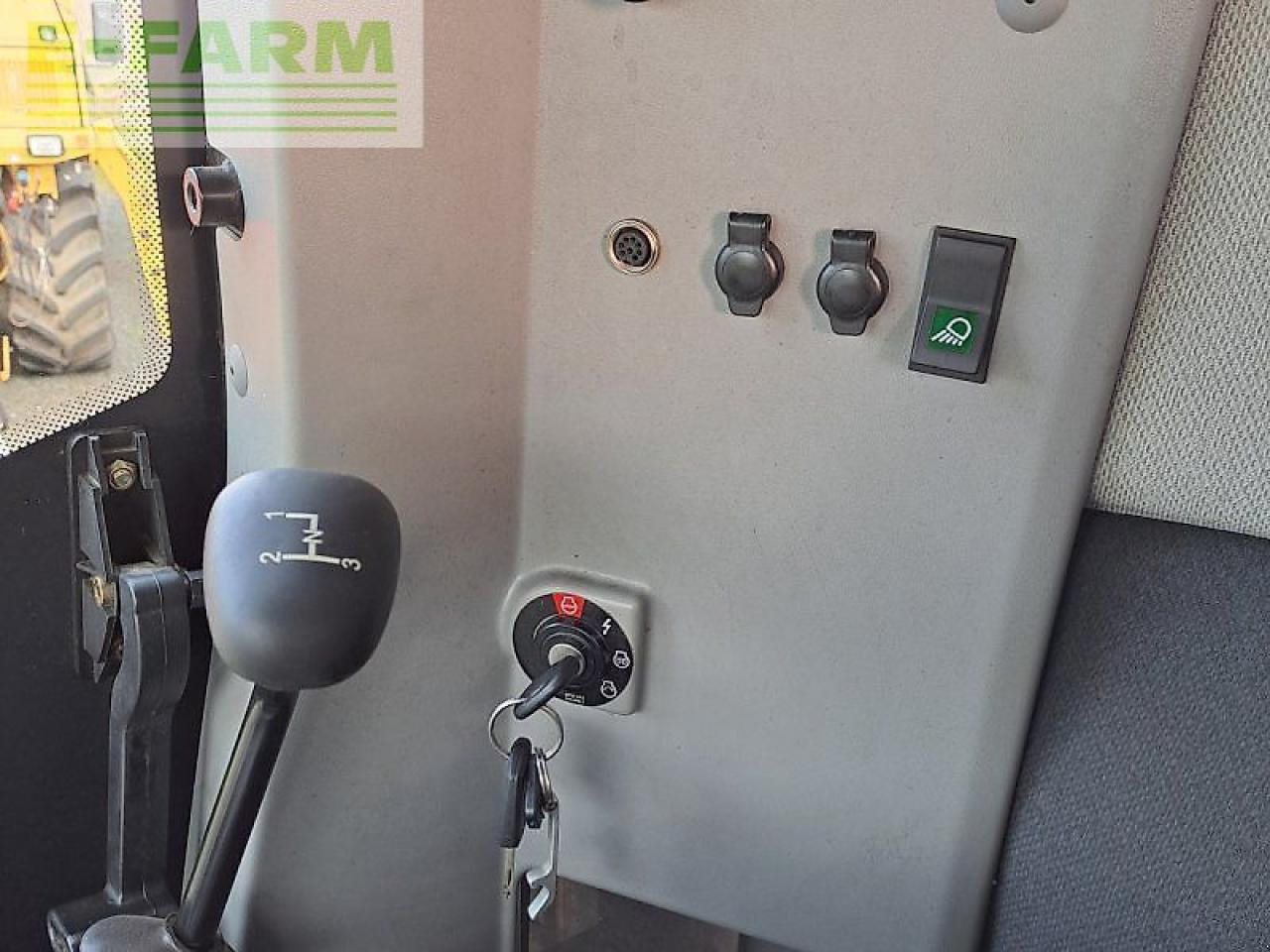 Cosechadora de granos CLAAS tucano 430: foto 10 Cosechadora de granos CLAAS tucano 430: foto 10