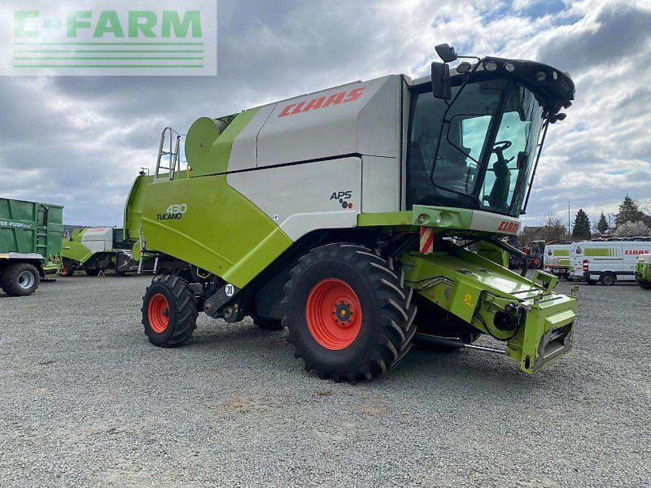 CLAAS tucano 430 - Cosechadora de granos: foto 5 CLAAS tucano 430 - Cosechadora de granos: foto 5