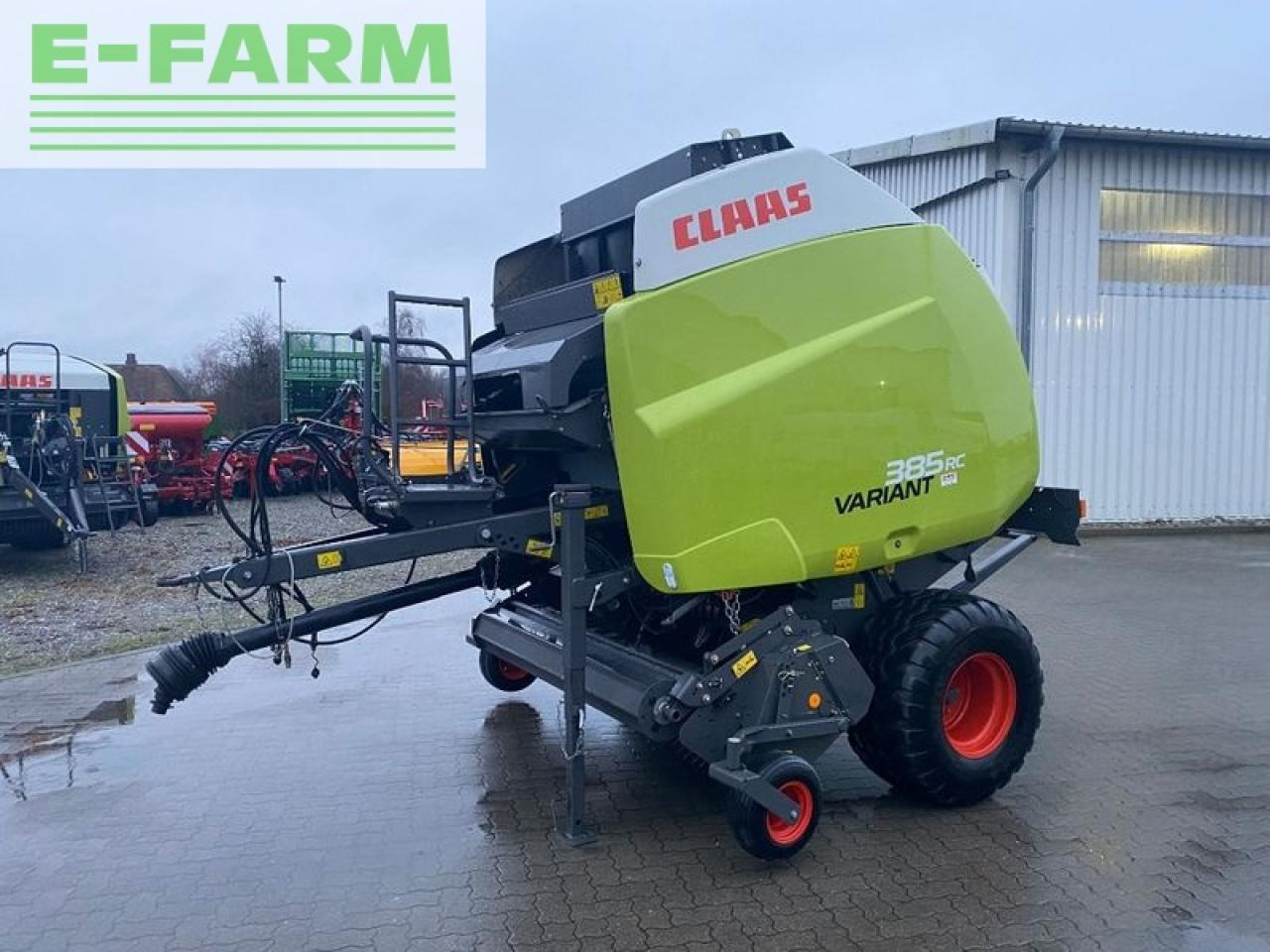 CLAAS variant 385 rc pro - Empacadora de pacas cuadradas: foto 1 CLAAS variant 385 rc pro - Empacadora de pacas cuadradas: foto 1
