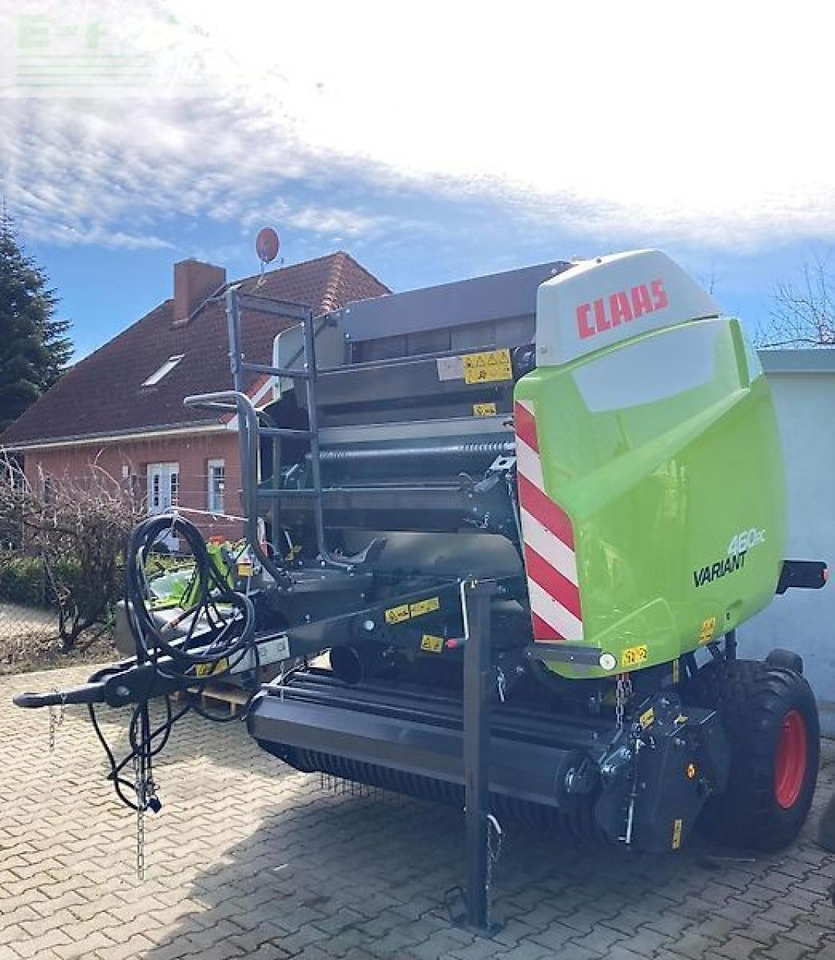 CLAAS variant 460 rc pro - variable rundballenpresse - Empacadora de pacas cuadradas: foto 3 CLAAS variant 460 rc pro - variable rundballenpresse - Empacadora de pacas cuadradas: foto 3