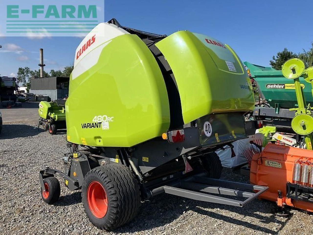 CLAAS variant 480 rc pro - Empacadora de pacas cuadradas: foto 2 CLAAS variant 480 rc pro - Empacadora de pacas cuadradas: foto 2
