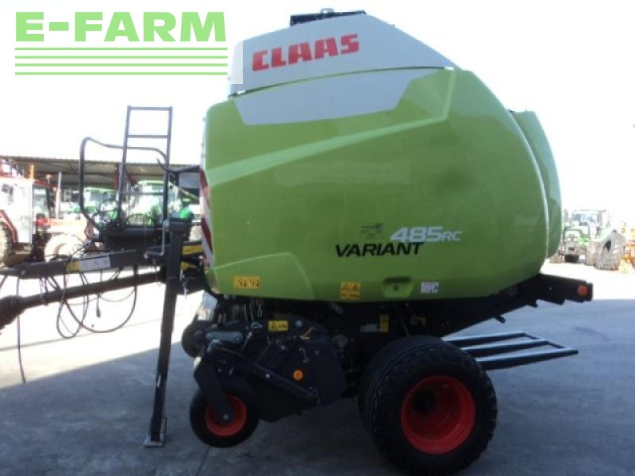 CLAAS variant 485 rc - Empacadora de pacas cuadradas: foto 2 CLAAS variant 485 rc - Empacadora de pacas cuadradas: foto 2