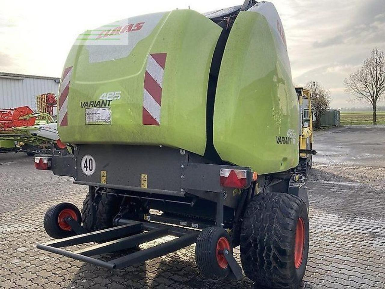 CLAAS variant 485 rc pro - Empacadora de pacas cuadradas: foto 3 CLAAS variant 485 rc pro - Empacadora de pacas cuadradas: foto 3