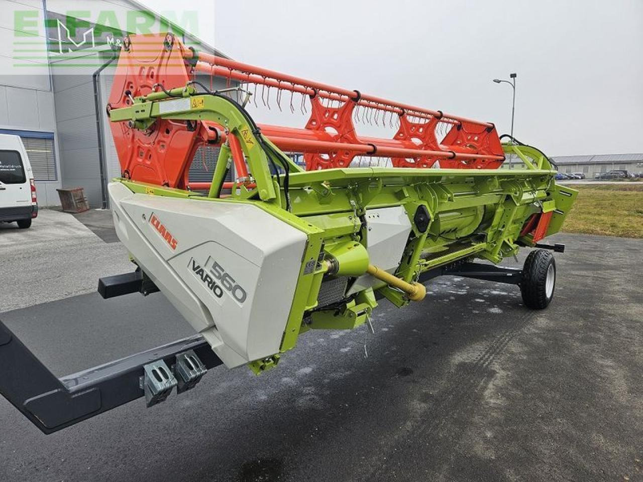 CLAAS vario 560 + rapstrenner + transportwagen - Cabezal de grano: foto 1 CLAAS vario 560 + rapstrenner + transportwagen - Cabezal de grano: foto 1