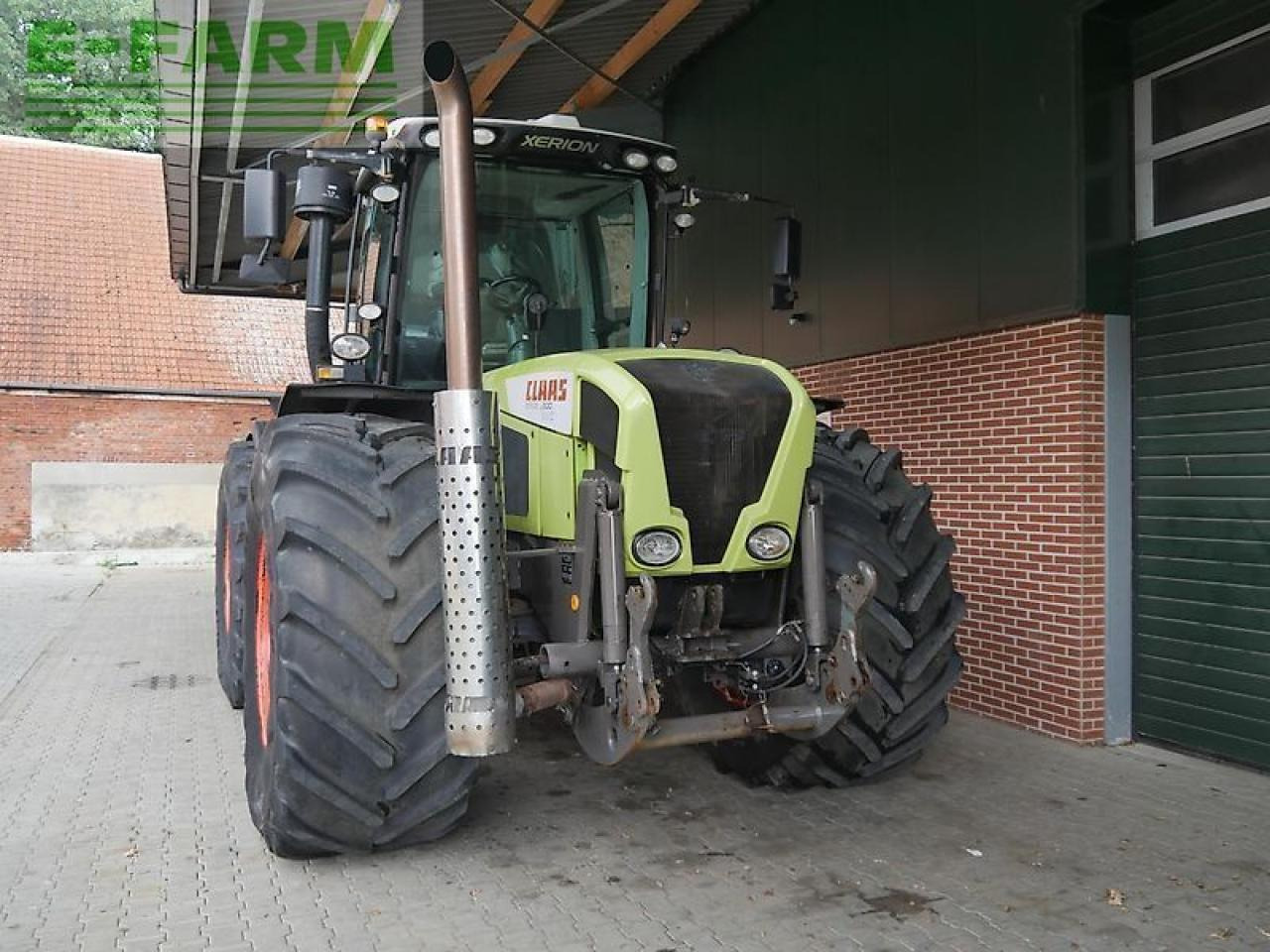 CLAAS xerion 3800 trac TRAC - Tractor: foto 2 CLAAS xerion 3800 trac TRAC - Tractor: foto 2