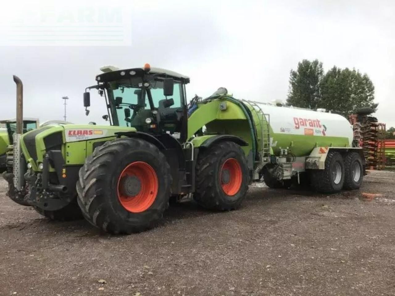 CLAAS xerion 3800 trac vc - Tractor: foto 1 CLAAS xerion 3800 trac vc - Tractor: foto 1