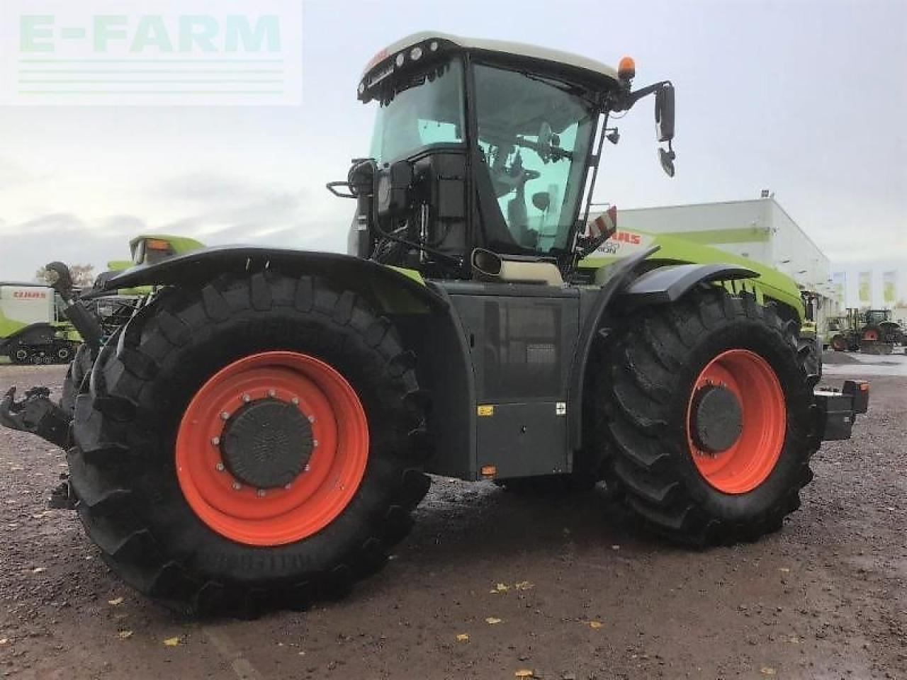 CLAAS xerion 4200 trac vc TRAC VC - Tractor: foto 5 CLAAS xerion 4200 trac vc TRAC VC - Tractor: foto 5