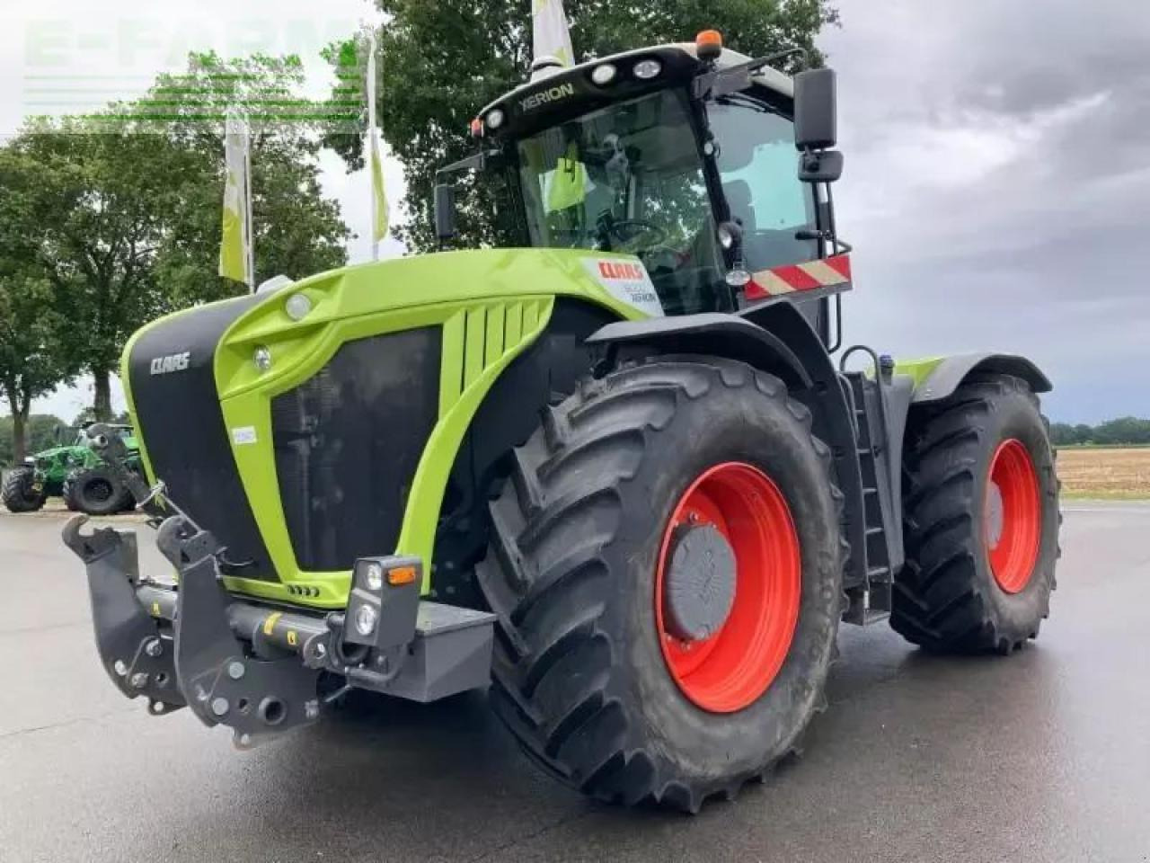 CLAAS xerion 5000 trac vc TRAC VC - Tractor: foto 1 CLAAS xerion 5000 trac vc TRAC VC - Tractor: foto 1