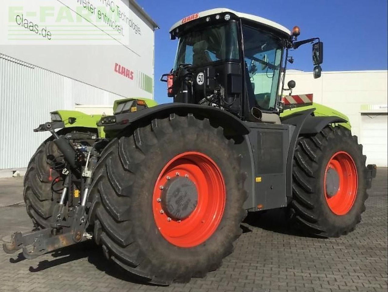 CLAAS xerion 5000 vc - Tractor: foto 3 CLAAS xerion 5000 vc - Tractor: foto 3