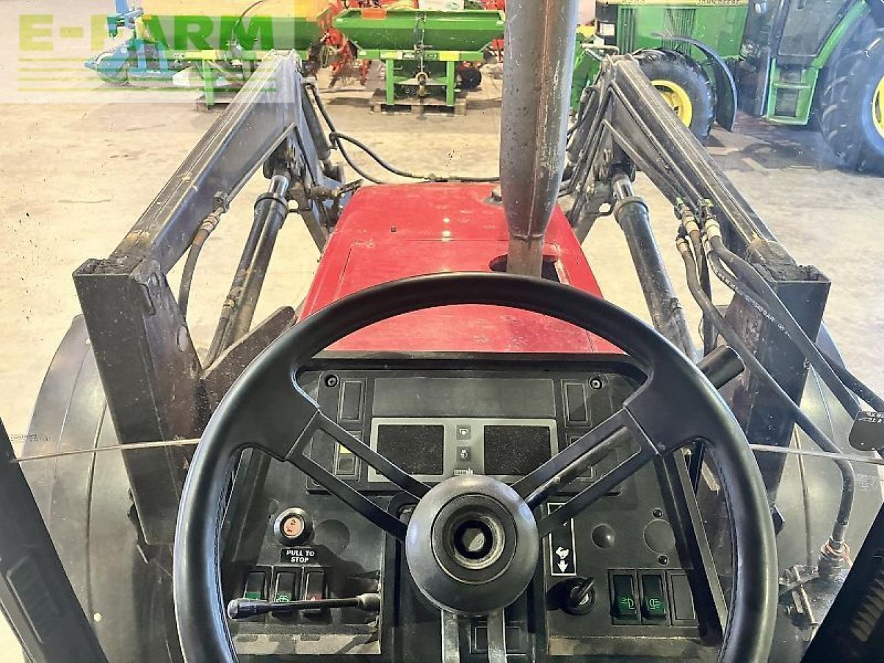 Tractor Case-IH 4230 xl a: foto 13 Tractor Case-IH 4230 xl a: foto 13