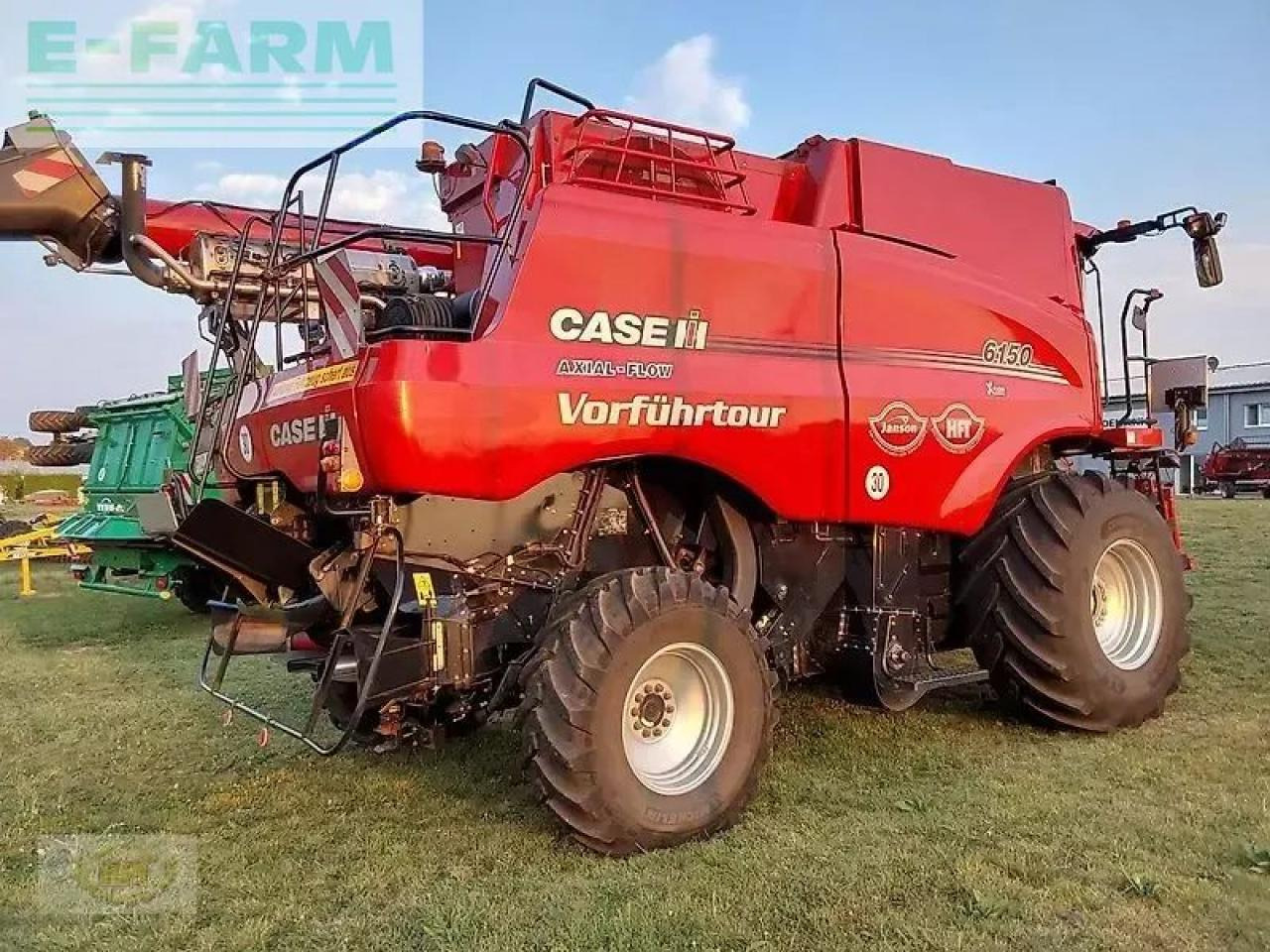 Case-IH axial-flow 6150 inkl. schneidwerk 7,62 m und wagen - Cosechadora de granos: foto 5 Case-IH axial-flow 6150 inkl. schneidwerk 7,62 m und wagen - Cosechadora de granos: foto 5