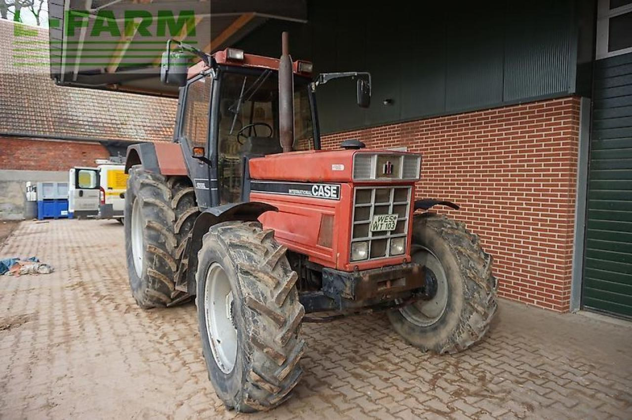 Case-IH ihc 1255 xl - Tractor: foto 3 Case-IH ihc 1255 xl - Tractor: foto 3