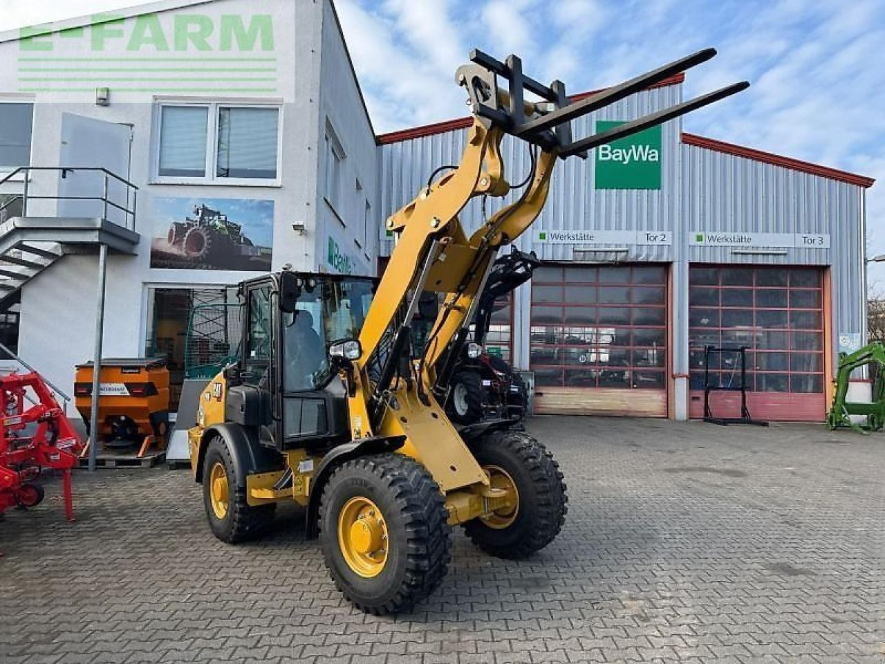 Caterpillar cat 906-14 - Miniexcavadora: foto 1 Caterpillar cat 906-14 - Miniexcavadora: foto 1