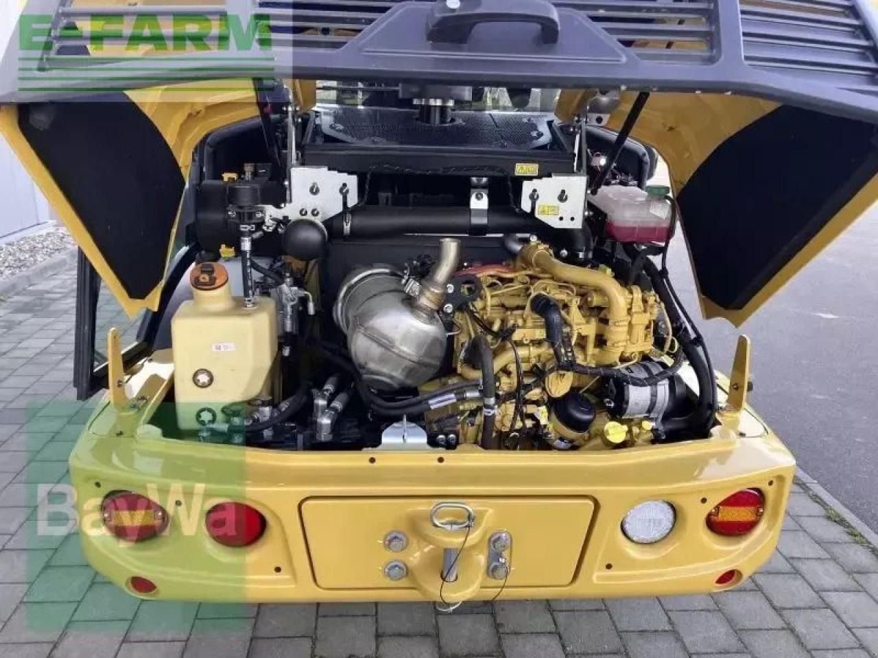 Caterpillar cat 906-14a - Miniexcavadora: foto 5 Caterpillar cat 906-14a - Miniexcavadora: foto 5
