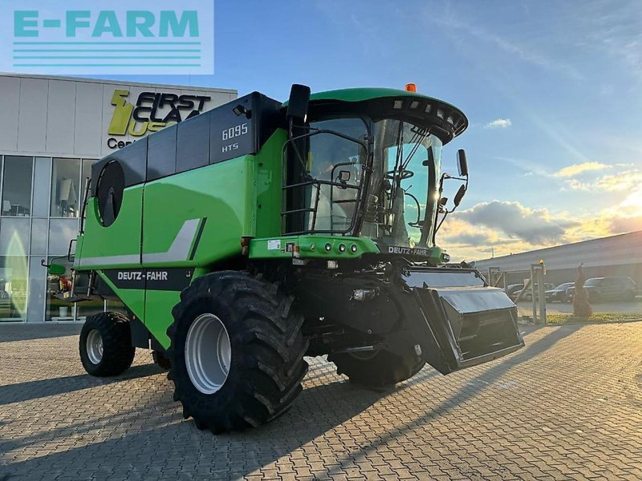 Deutz-Fahr 6095 - Cosechadora de granos: foto 1 Deutz-Fahr 6095 - Cosechadora de granos: foto 1