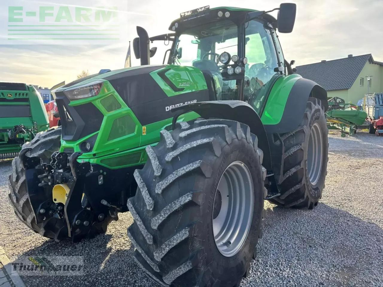 Deutz-Fahr agrotron 7250 ttv TTV - Tractor: foto 1 Deutz-Fahr agrotron 7250 ttv TTV - Tractor: foto 1