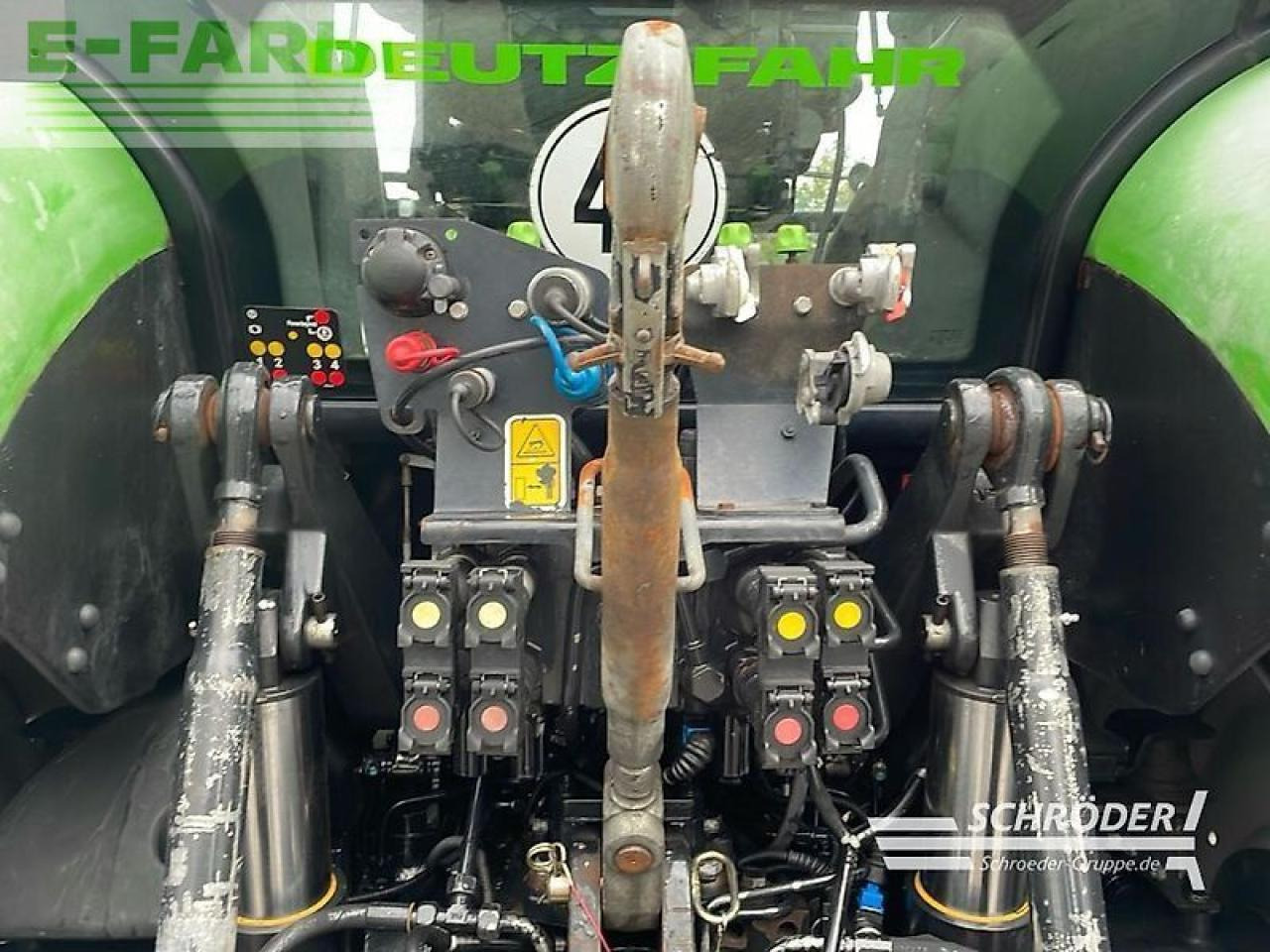 Tractor Deutz-Fahr m 620: foto 6