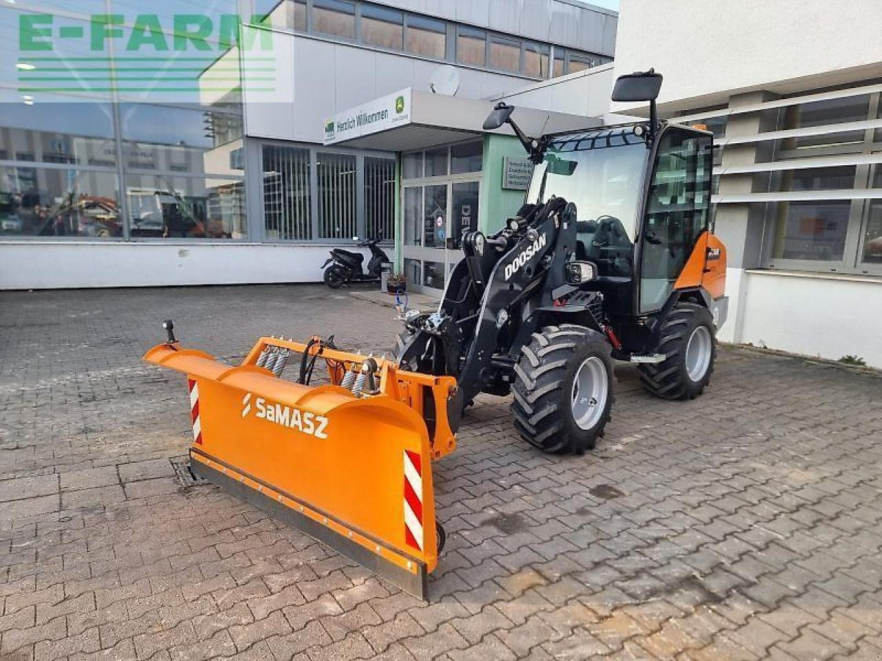 Doosan dl60-7 - Miniexcavadora: foto 1 Doosan dl60-7 - Miniexcavadora: foto 1