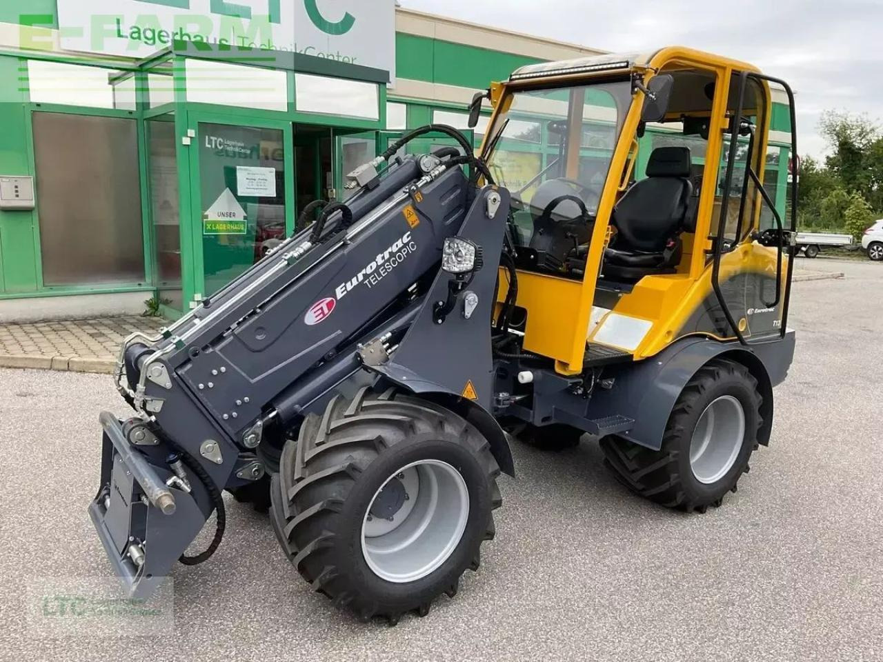 Eurotrac t 13-cf - Cargadora de ruedas: foto 1 Eurotrac t 13-cf - Cargadora de ruedas: foto 1