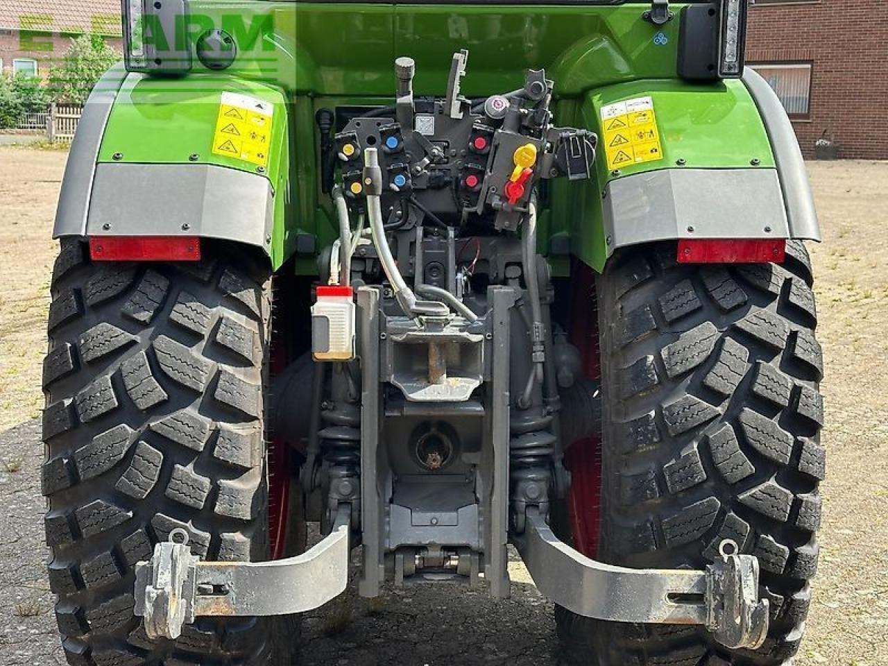 Fendt 209 f vario profi plus setting2 F - Tractor: foto 4 Fendt 209 f vario profi plus setting2 F - Tractor: foto 4