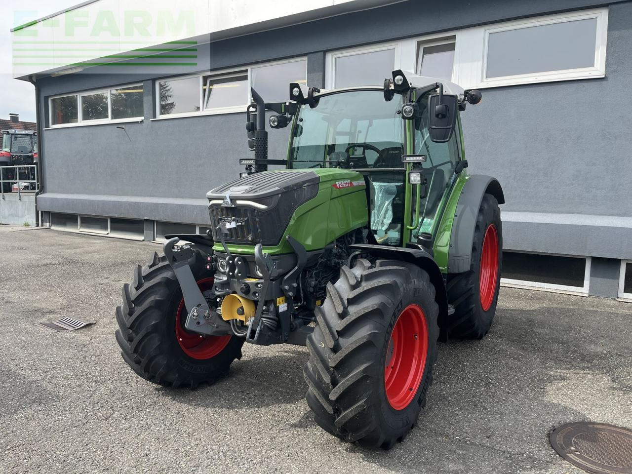 Fendt 211 s vario gen3 power setting 2 - Tractor: foto 1 Fendt 211 s vario gen3 power setting 2 - Tractor: foto 1
