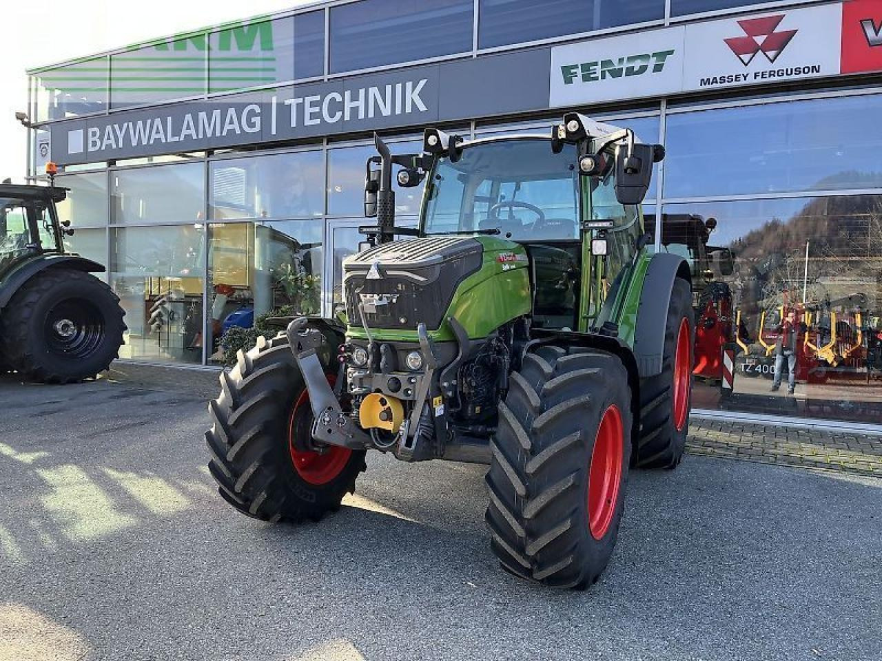 Fendt 211 s vario gen3 power setting 2 - Tractor: foto 1 Fendt 211 s vario gen3 power setting 2 - Tractor: foto 1