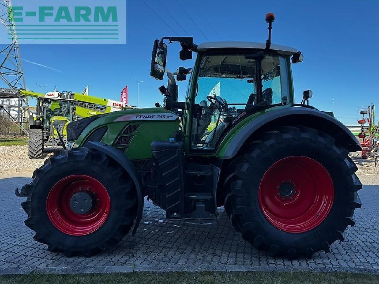 Fendt 716 vario s4 profi plus + gps rtk trimble ProfiPlus - Tractor: foto 4 Fendt 716 vario s4 profi plus + gps rtk trimble ProfiPlus - Tractor: foto 4