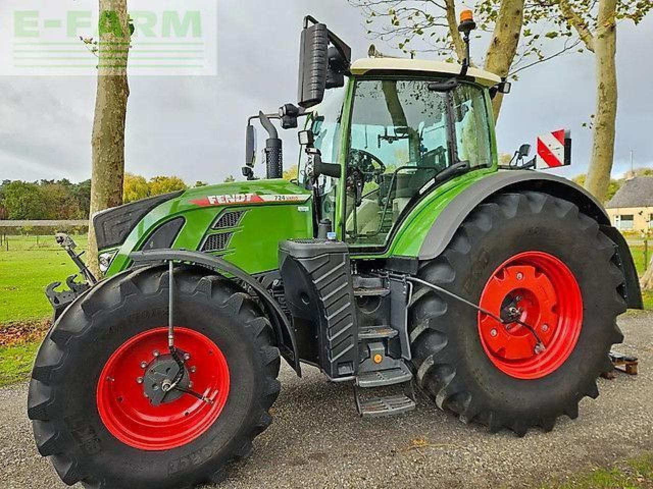 Fendt 724 vario 724 gen6 power plus reifendrucksystem rtk ( 718 720 722 ) - Tractor: foto 3 Fendt 724 vario 724 gen6 power plus reifendrucksystem rtk ( 718 720 722 ) - Tractor: foto 3