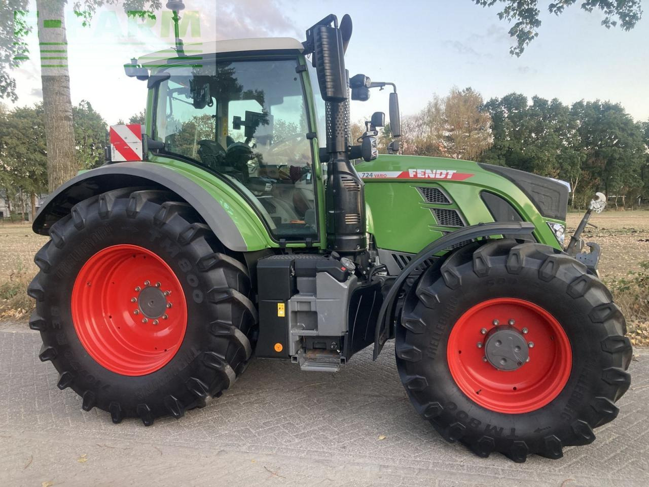 Fendt 724 vario profi+ ProfiPlus - Tractor: foto 3 Fendt 724 vario profi+ ProfiPlus - Tractor: foto 3