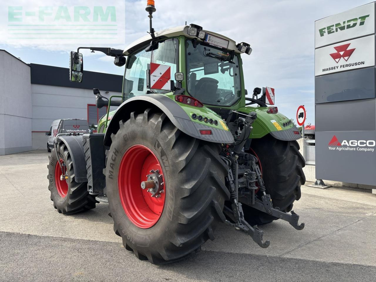 Fendt 724 vario profi+ ProfiPlus - Tractor: foto 5 Fendt 724 vario profi+ ProfiPlus - Tractor: foto 5