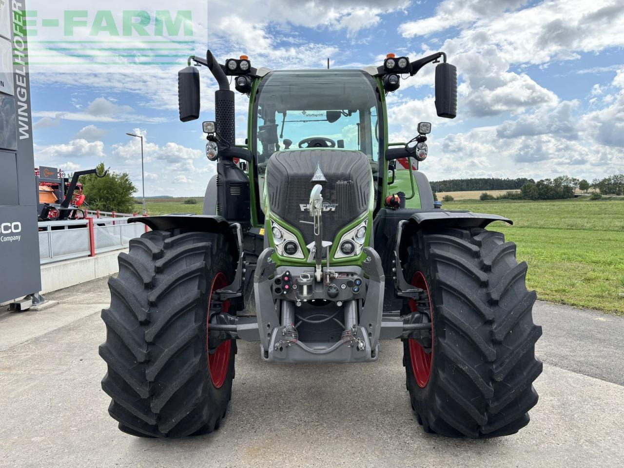 Fendt 724 vario profi+ ProfiPlus - Tractor: foto 2 Fendt 724 vario profi+ ProfiPlus - Tractor: foto 2