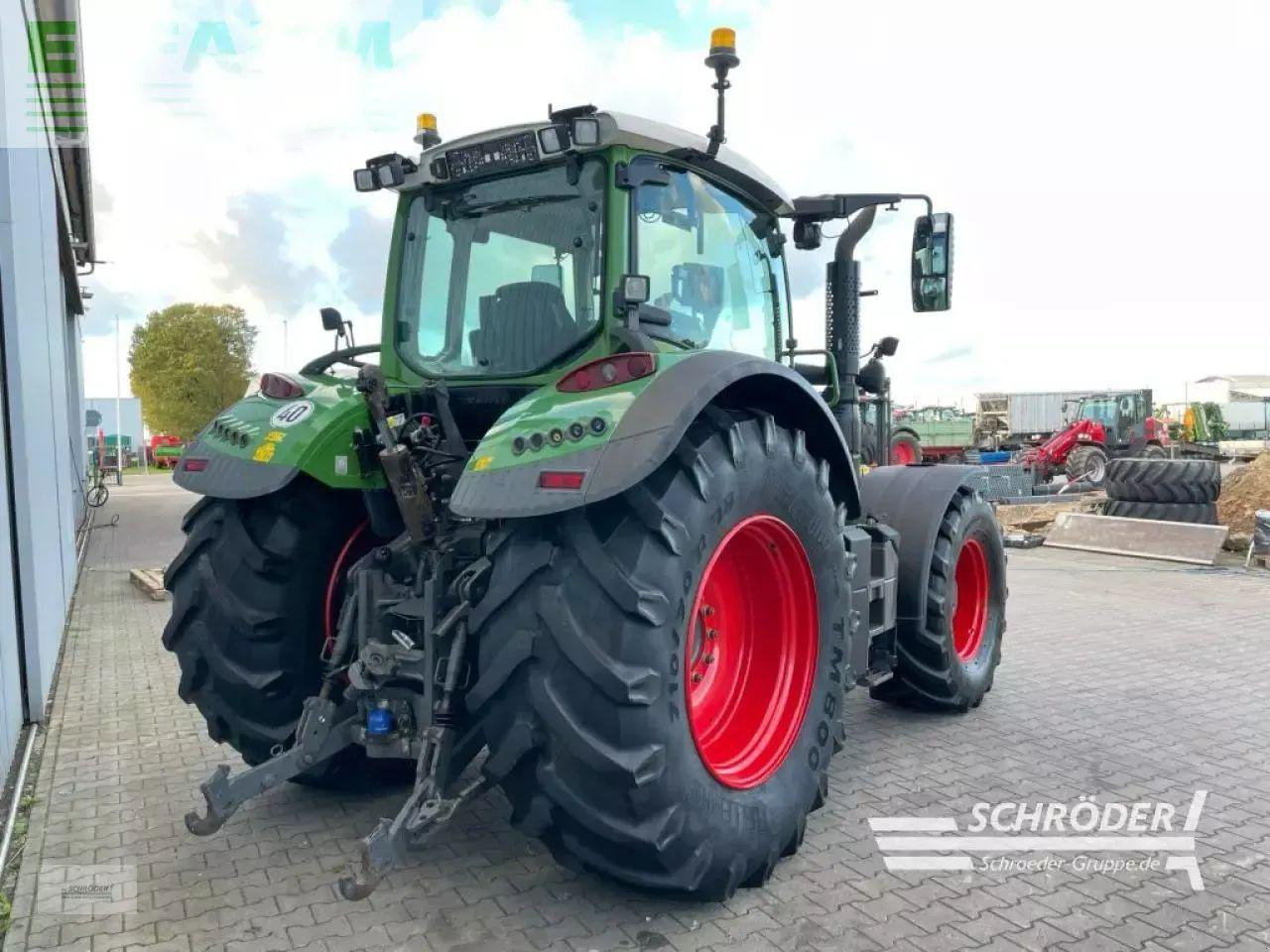 Fendt 724 vario s4 profi plus | rtk + vrc - Tractor: foto 3 Fendt 724 vario s4 profi plus | rtk + vrc - Tractor: foto 3